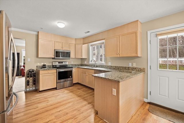 31 Pintail Rd 31, Walpole, MA 02081