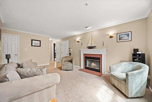 31 Pintail Rd 31, Walpole, MA 02081