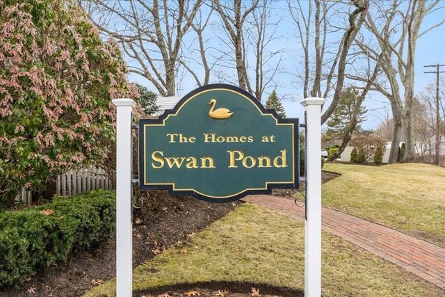 31 Pintail Rd 31, Walpole, MA 02081