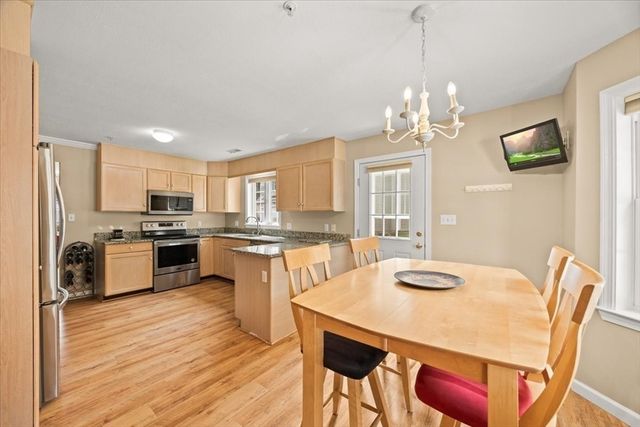 31 Pintail Rd 31, Walpole, MA 02081