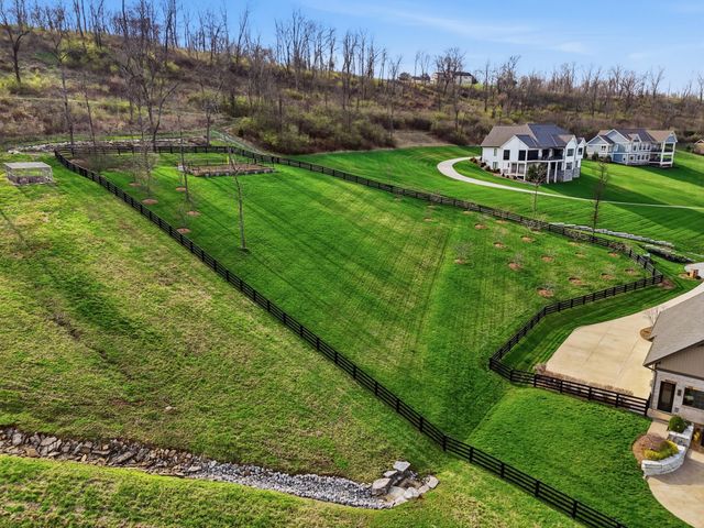 1 Rivers Pointe Drive, Hebron, KY 41048