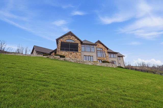 1 Rivers Pointe Drive, Hebron, KY 41048
