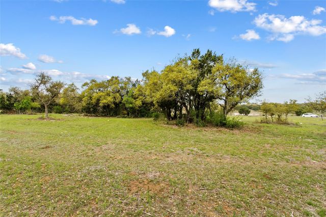 107 E. Flying Owl DR, Johnson City, TX 78636