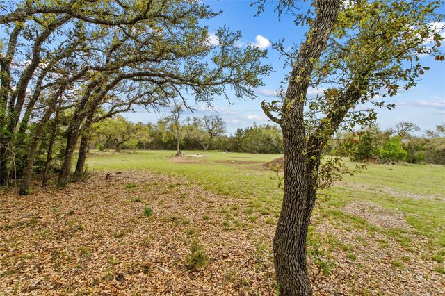 107 E. Flying Owl DR, Johnson City, TX 78636