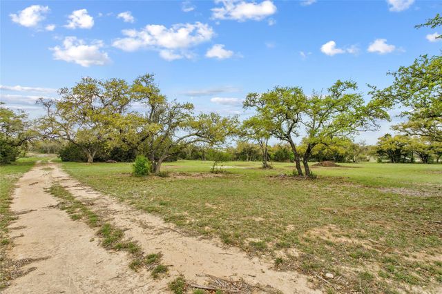 107 E. Flying Owl DR, Johnson City, TX 78636
