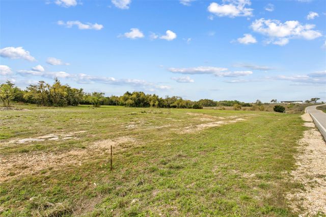 107 E. Flying Owl DR, Johnson City, TX 78636