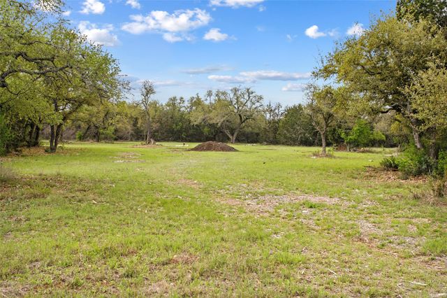 107 E. Flying Owl DR, Johnson City, TX 78636