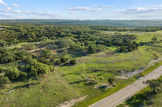 107 E. Flying Owl DR, Johnson City, TX 78636