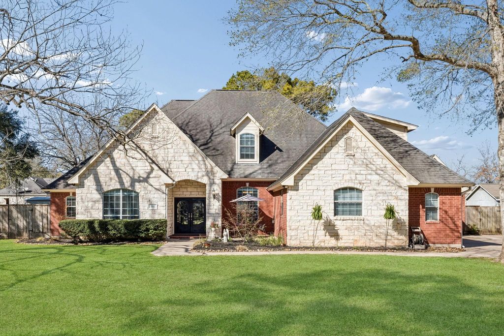 2217 Bernie Avenue, Rosenberg, TX 77471