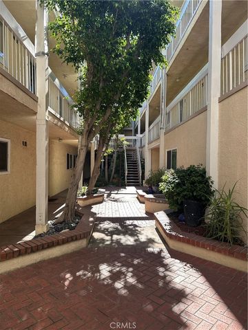 4807 Beck Avenue 4, Valley Village, CA 91601