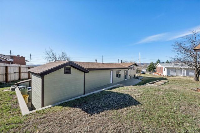 13805 W 82nd Avenue, Arvada, CO 80005