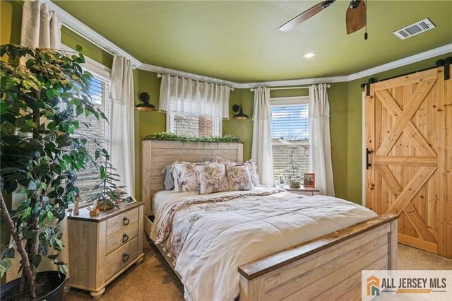 6 Thomas Street, Sayreville, NJ 08872