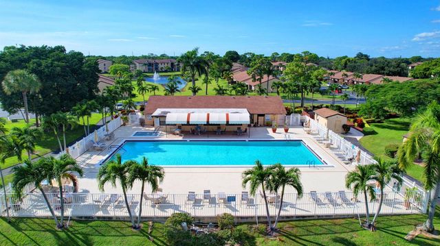 815 Sky Pine Way B1, Greenacres, FL 33415