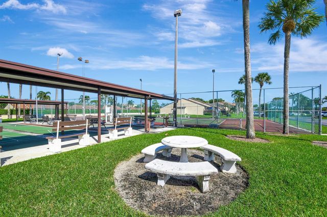 815 Sky Pine Way B1, Greenacres, FL 33415