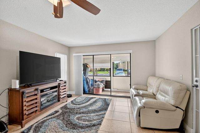 815 Sky Pine Way B1, Greenacres, FL 33415