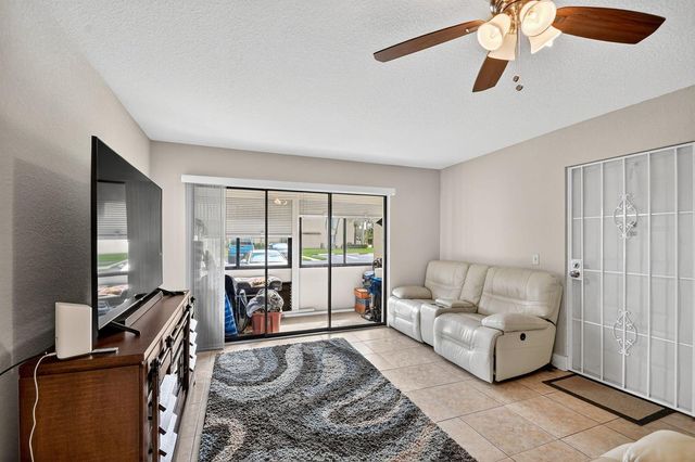 815 Sky Pine Way B1, Greenacres, FL 33415