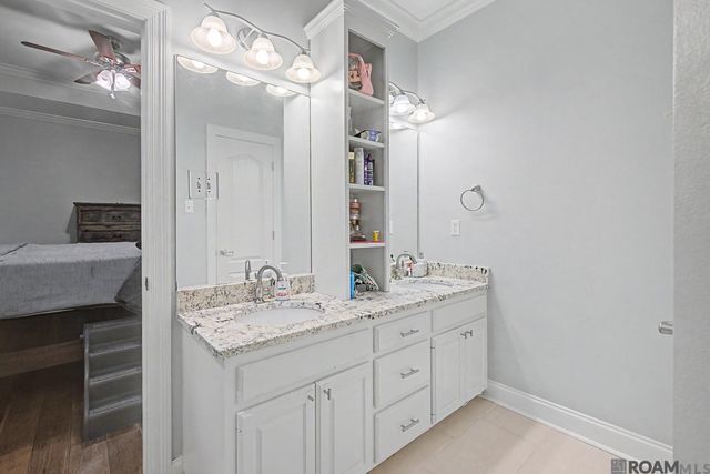 9305 Rue De Benoit, Denham Springs, LA 70706