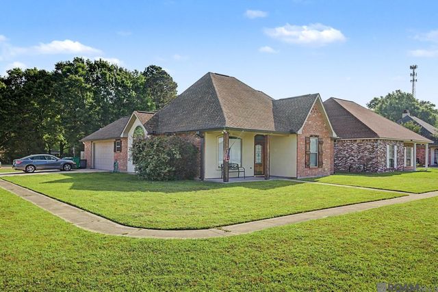 9305 Rue De Benoit, Denham Springs, LA 70706