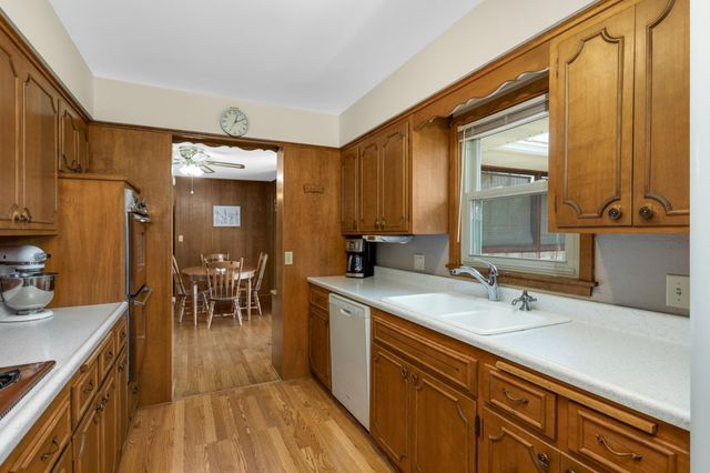 3020 Woodlark Lane, Eagan, MN 55121