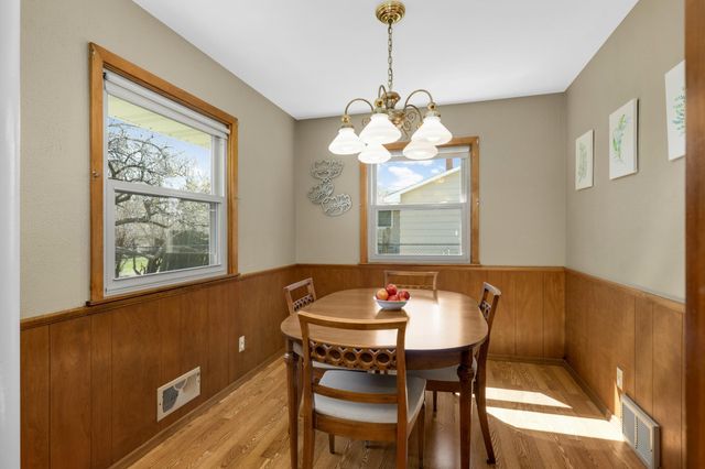 3020 Woodlark Lane, Eagan, MN 55121