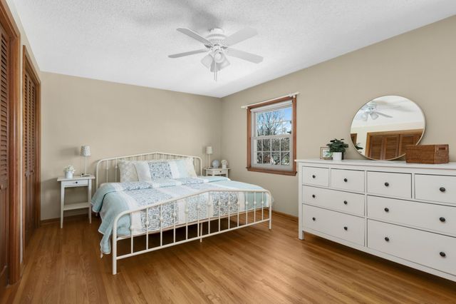 3020 Woodlark Lane, Eagan, MN 55121