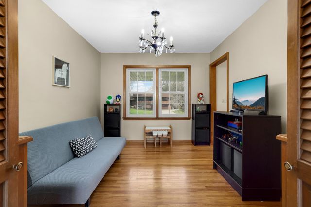 3020 Woodlark Lane, Eagan, MN 55121