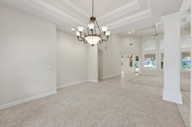 6660 N St Catherine Court, Fresno, CA 93711