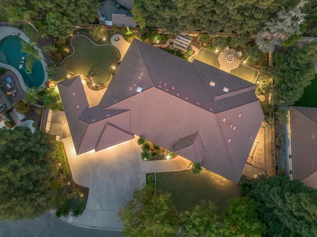 6660 N St Catherine Court, Fresno, CA 93711