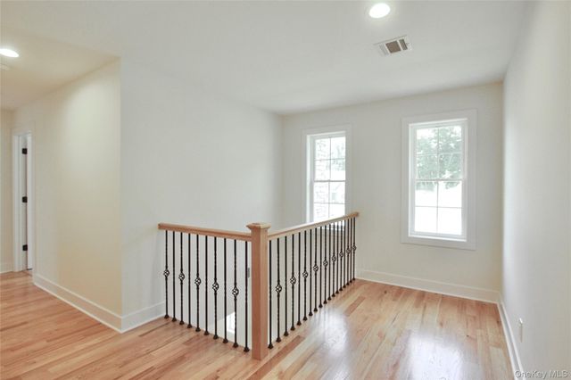 84 Frank Street, New Windsor, NY 12553