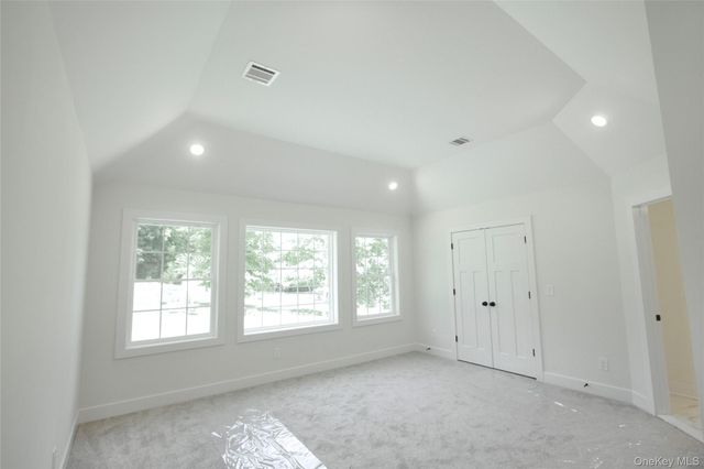 84 Frank Street, New Windsor, NY 12553