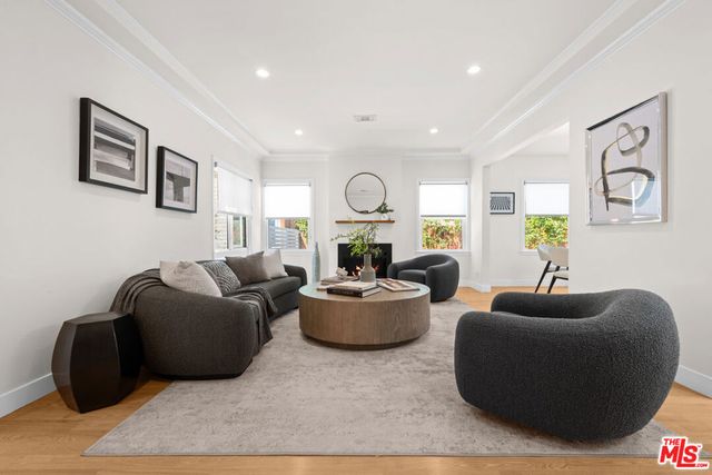 10625 Esther Avenue, Los Angeles, CA 90064
