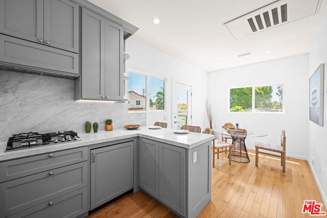 10625 Esther Avenue, Los Angeles, CA 90064