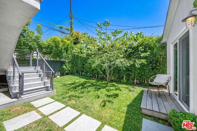 10625 Esther Avenue, Los Angeles, CA 90064