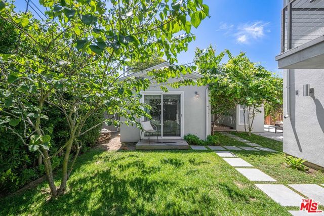 10625 Esther Avenue, Los Angeles, CA 90064