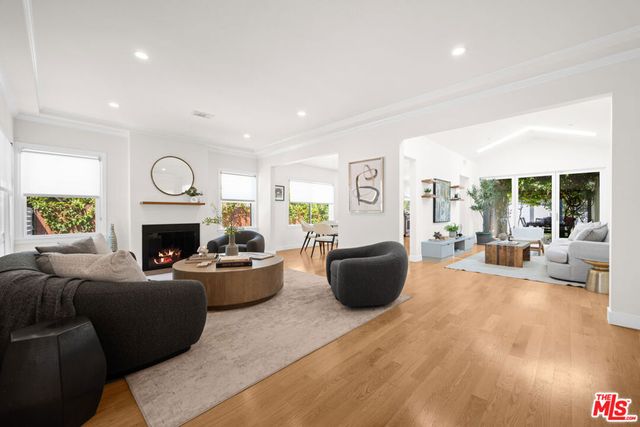 10625 Esther Avenue, Los Angeles, CA 90064