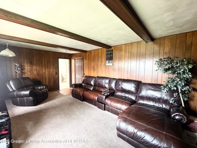 3305 Inverary Drive, Lansing, MI 48911