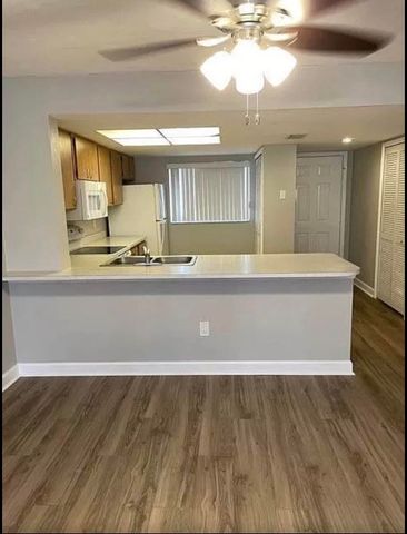 1605 Palm Beach Trace Drive, Royal Palm Beach, FL 33411