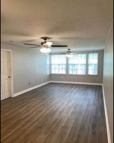 1605 Palm Beach Trace Drive, Royal Palm Beach, FL 33411