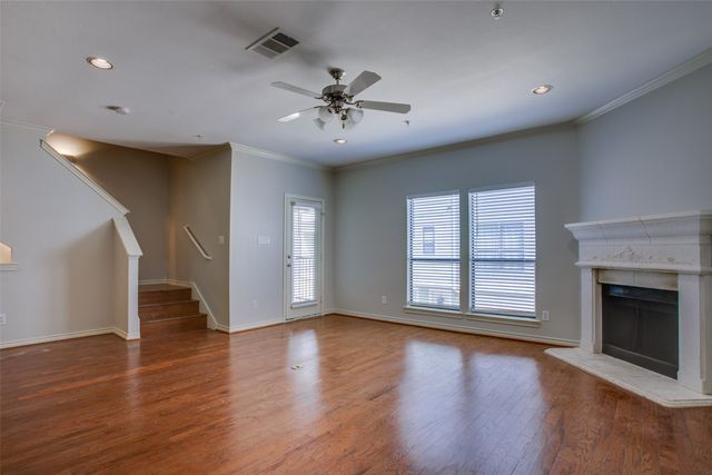 2415 Stutz Drive C, Dallas, TX 75235