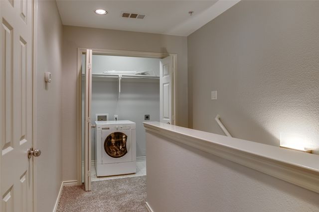 2415 Stutz Drive C, Dallas, TX 75235