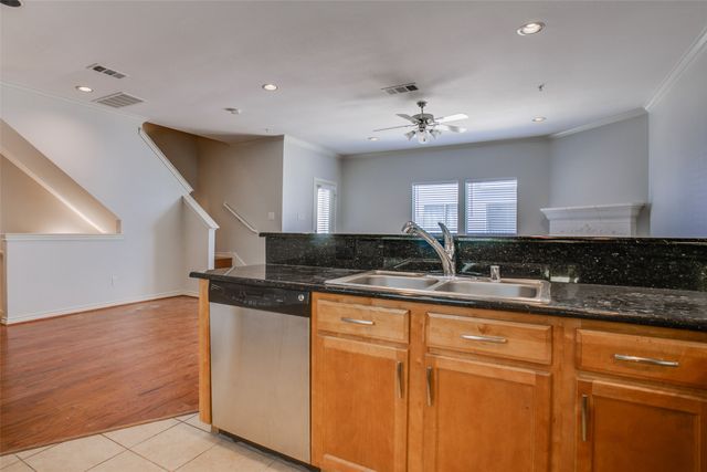 2415 Stutz Drive C, Dallas, TX 75235