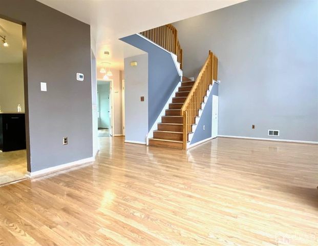 104 Nathan Drive, North Brunswick, NJ 08902