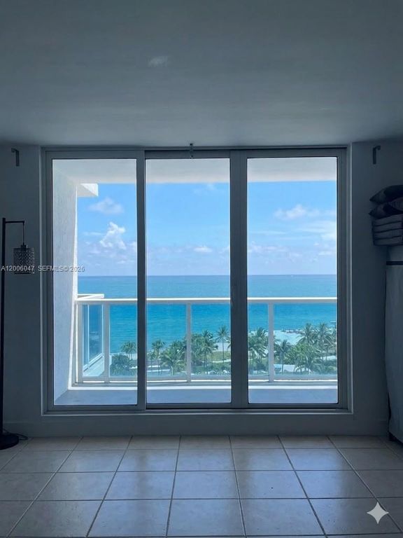 2301 Collins Ave 840, Miami Beach, FL 33139
