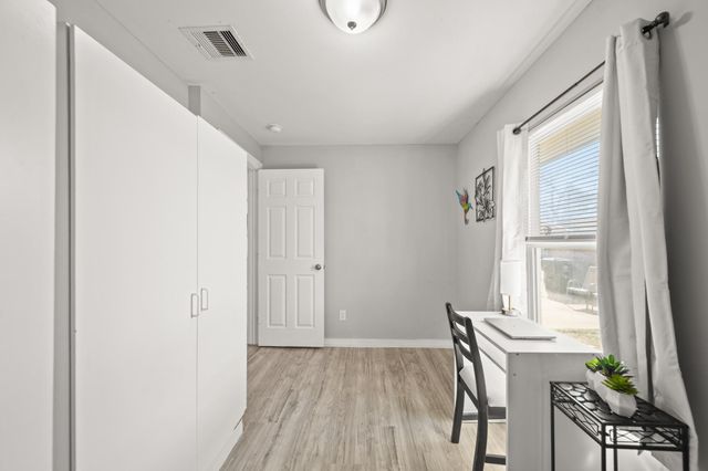 5605 Colfax Street, Houston, TX 77020