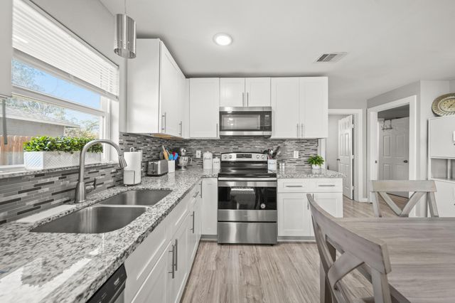 5605 Colfax Street, Houston, TX 77020