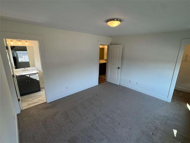 2442 MILLS Bend, Decatur, GA 30034