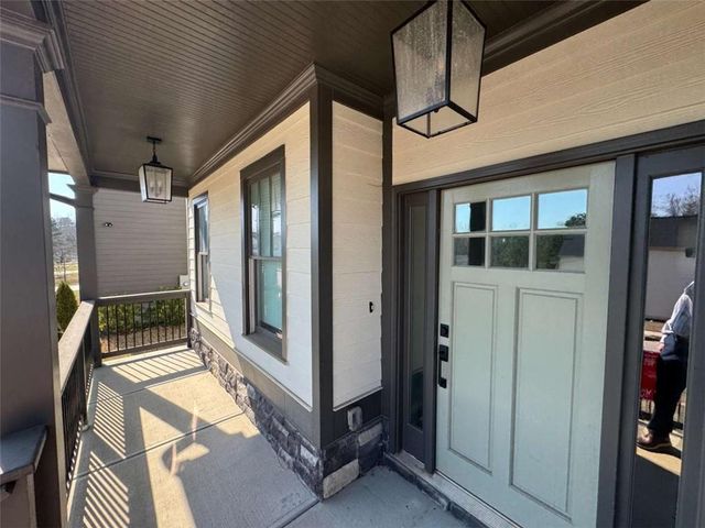 2442 MILLS Bend, Decatur, GA 30034