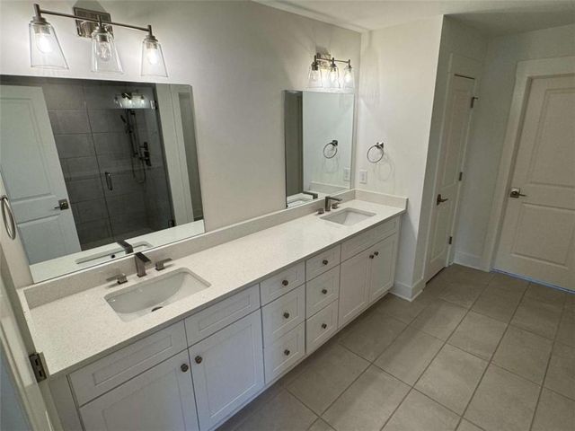 2442 MILLS Bend, Decatur, GA 30034