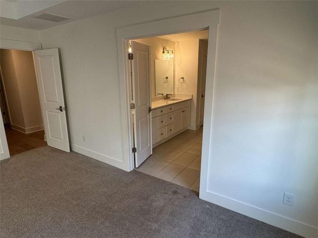 2442 MILLS Bend, Decatur, GA 30034