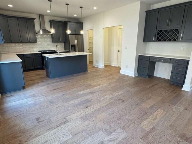 2442 MILLS Bend, Decatur, GA 30034